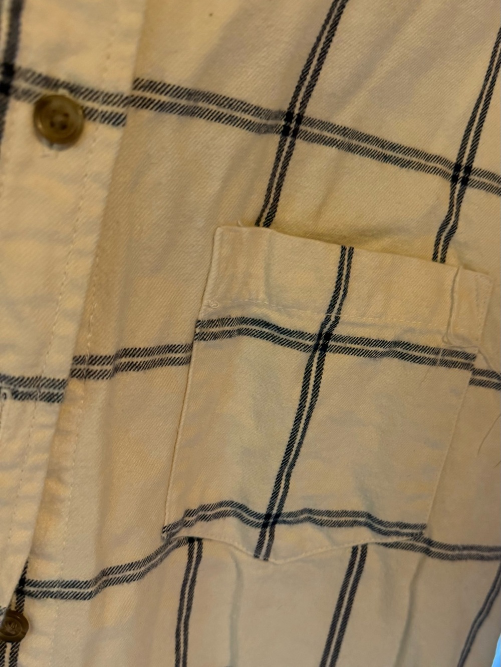 Universal Oversized Button-Up - Picture 4 of 4